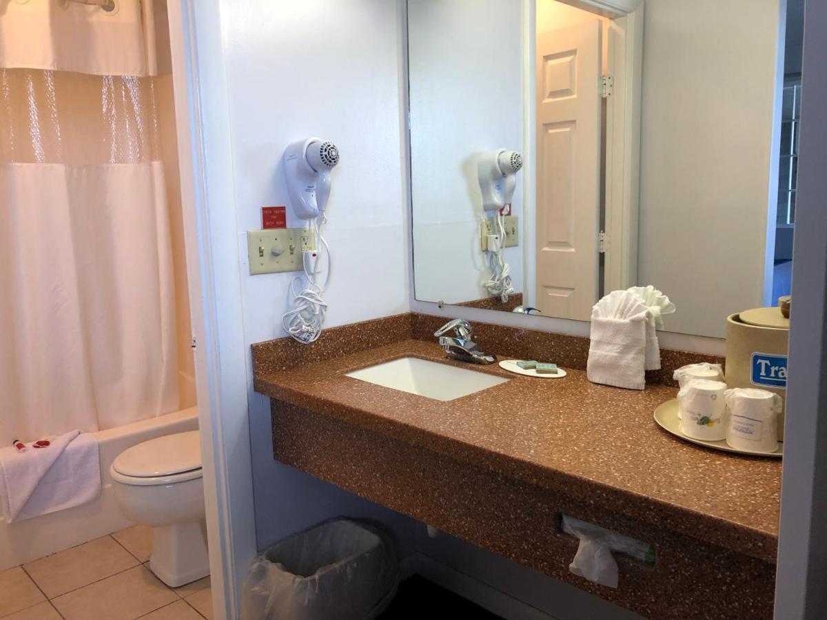 Travelodge By Wyndham Cape Cod Area West Dennis Szoba fotó