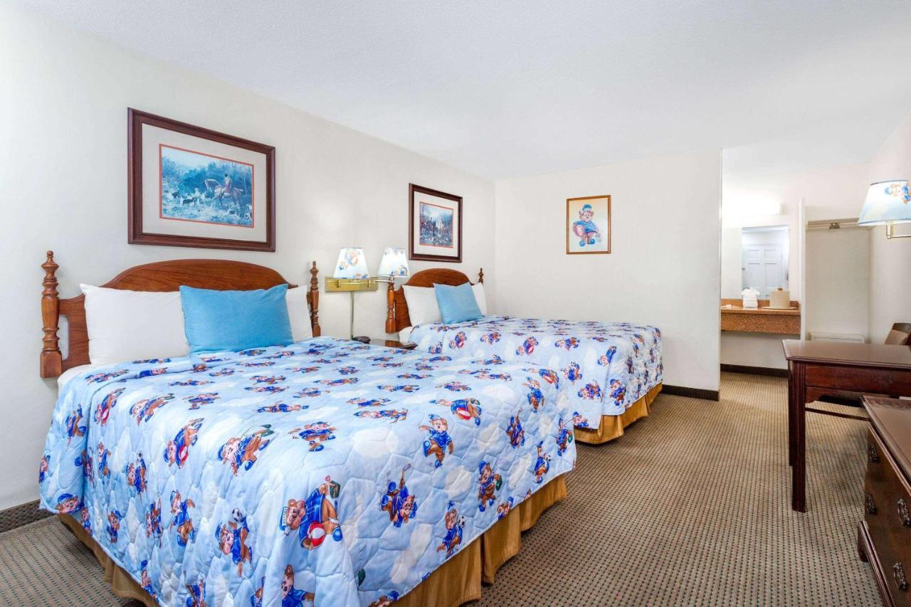 Travelodge By Wyndham Cape Cod Area West Dennis Kültér fotó